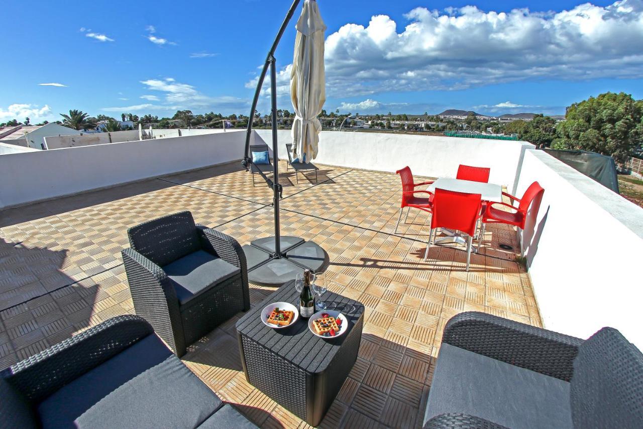 Nice 2 Bedroom Flat With Big Pools And Big Terrace Parque Don Jose, 313 กอสตา เดล ซิเลนซิโอ ภายนอก รูปภาพ
